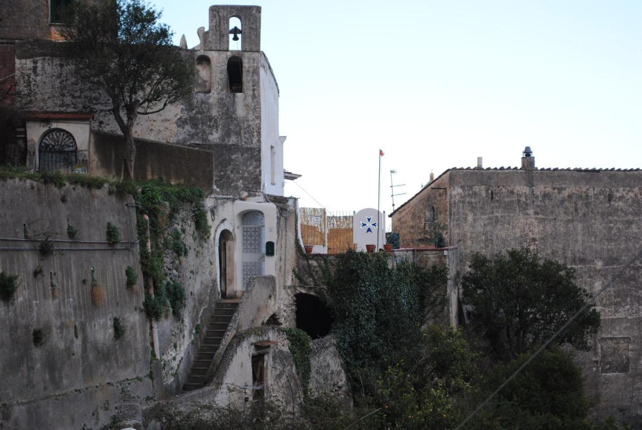 Ferienwohnung Donna Rosalia Amalfi Exterior foto