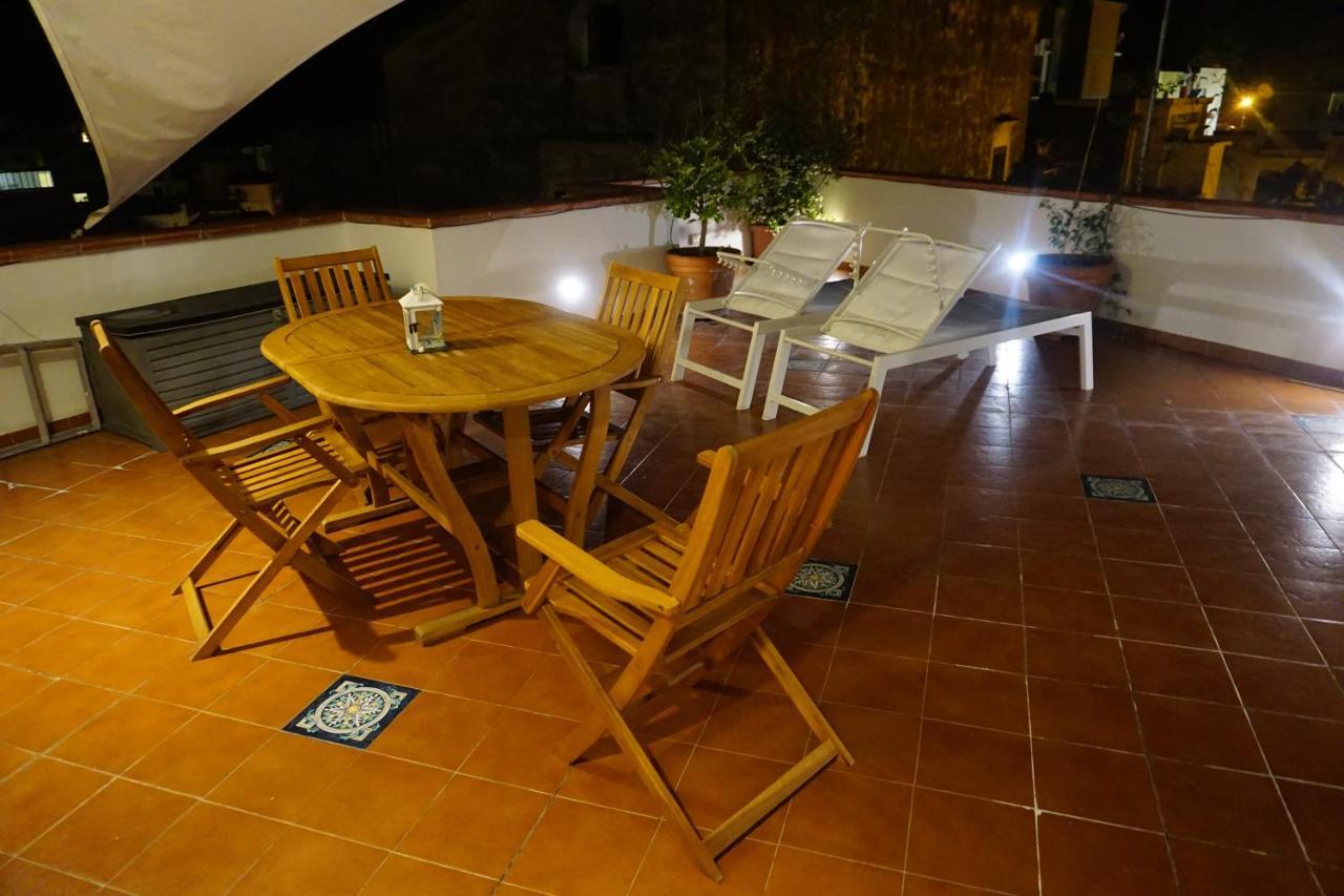 Ferienwohnung Donna Rosalia Amalfi Exterior foto